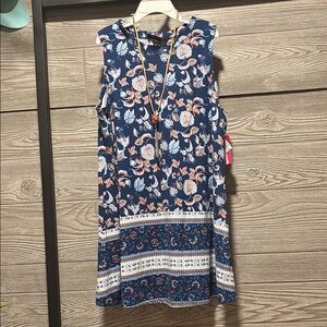 Amy Byer Blue Floral shirt with Necklace